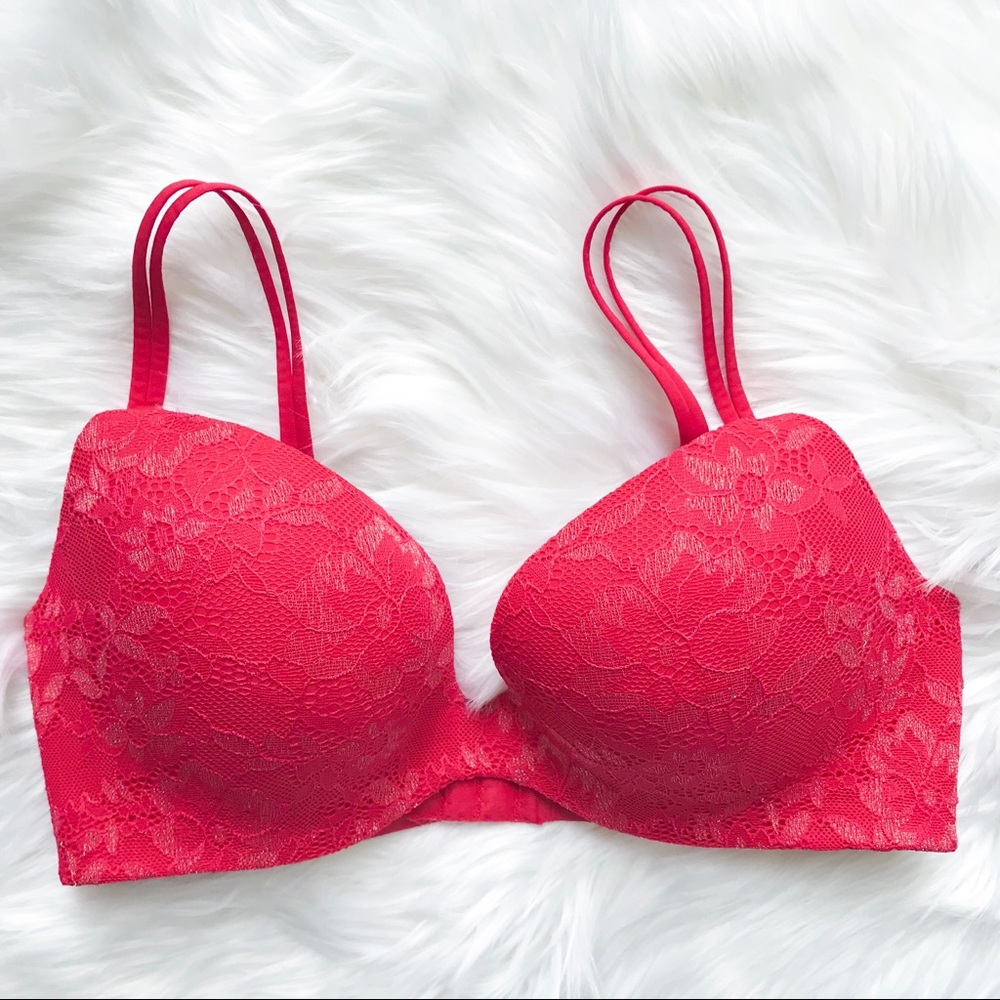 VS Red Angels Secret Embrace
